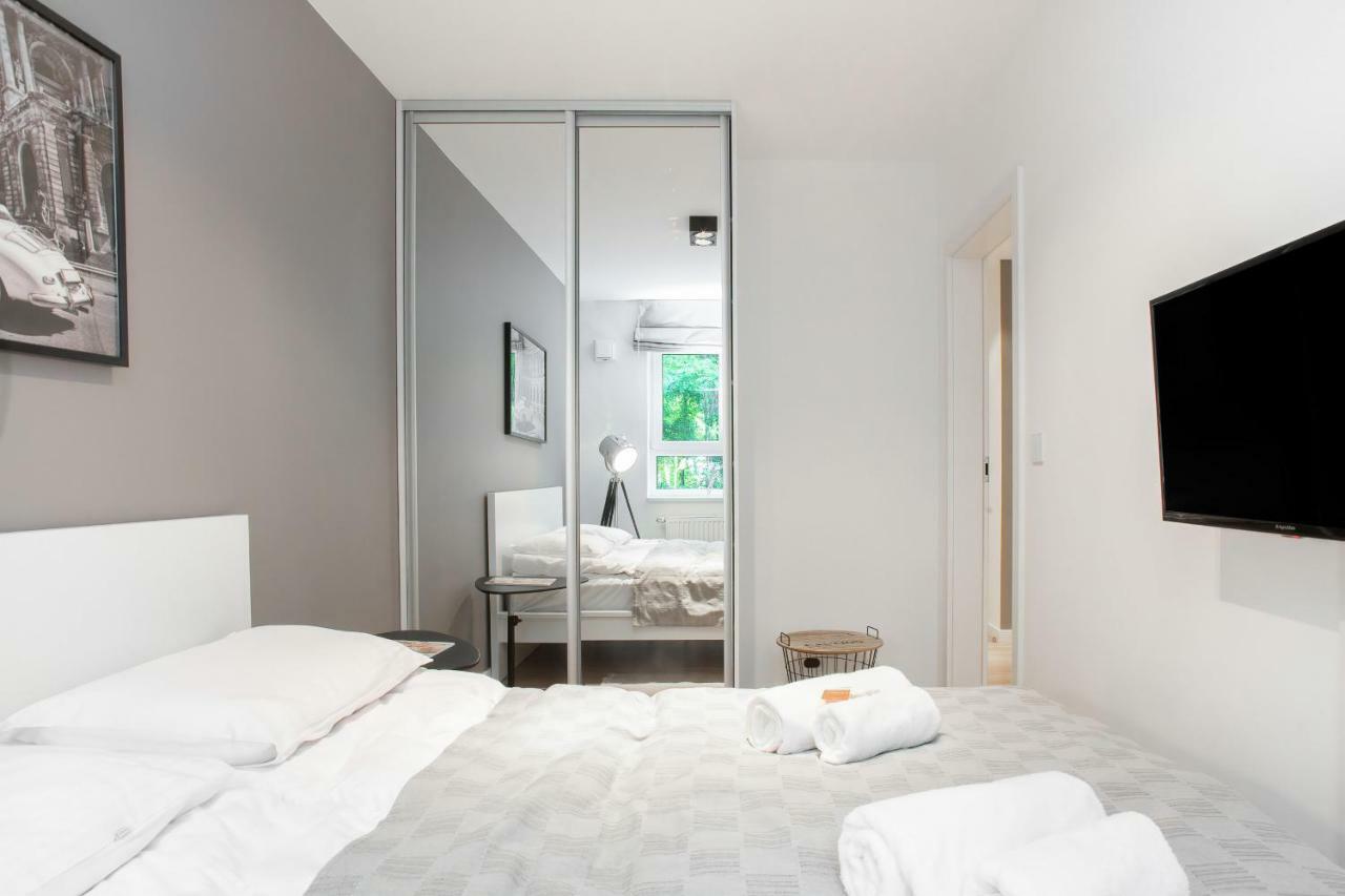 Apartments Parks Of Warsaw By Noclegi Renters Exterior photo